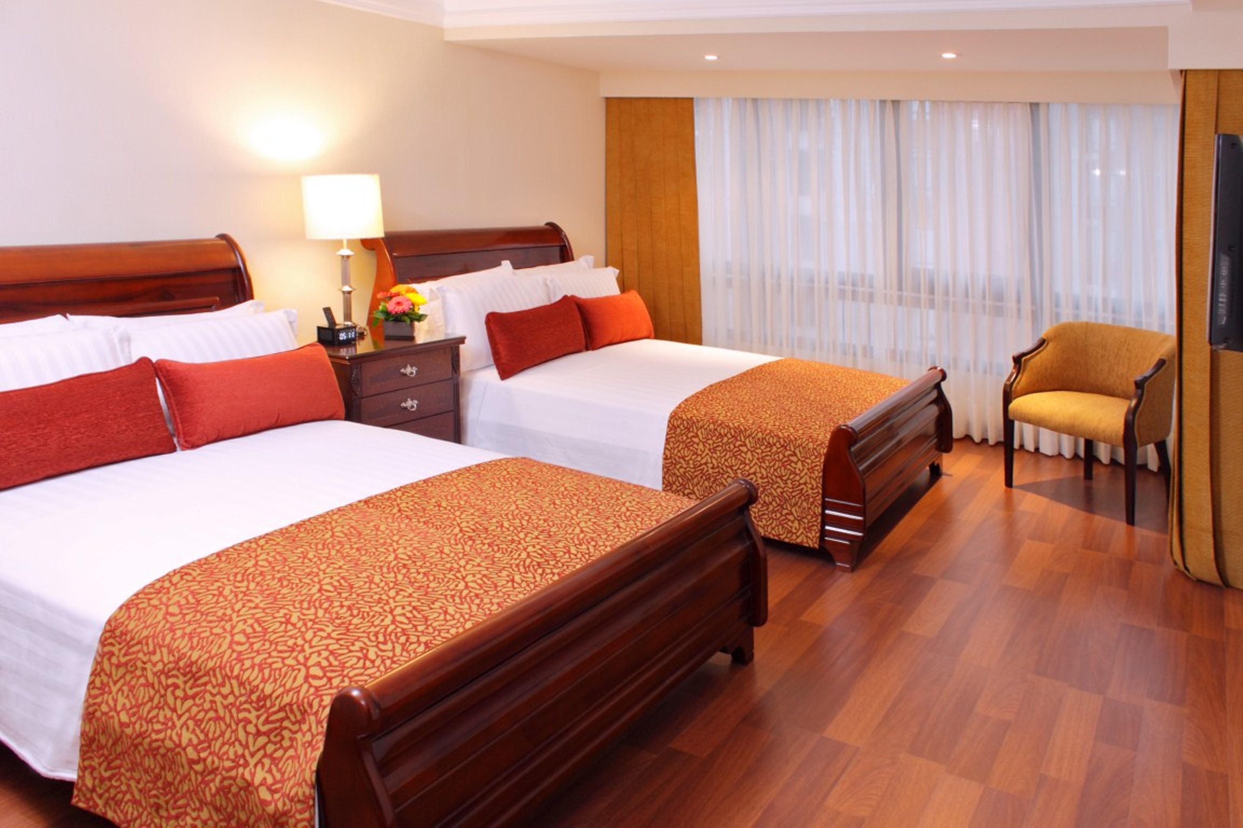 Hotel Estelar La Fontana โบโกตา ภายนอก รูปภาพ A room at the hotel