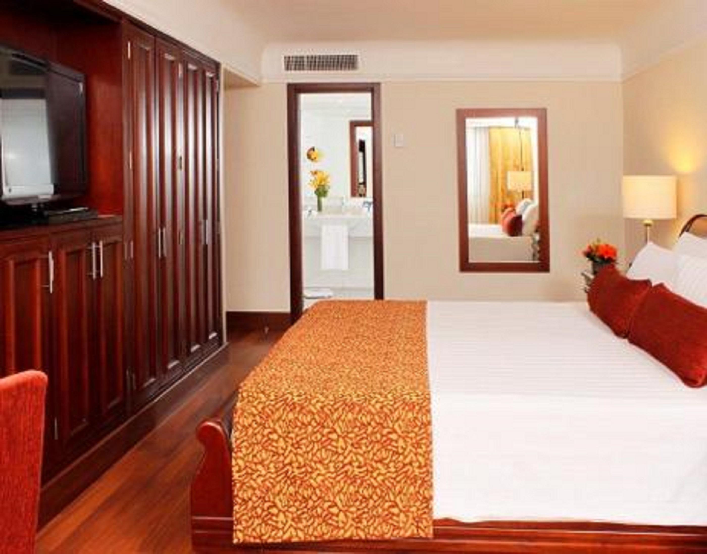 Hotel Estelar La Fontana โบโกตา ภายนอก รูปภาพ A bed runner