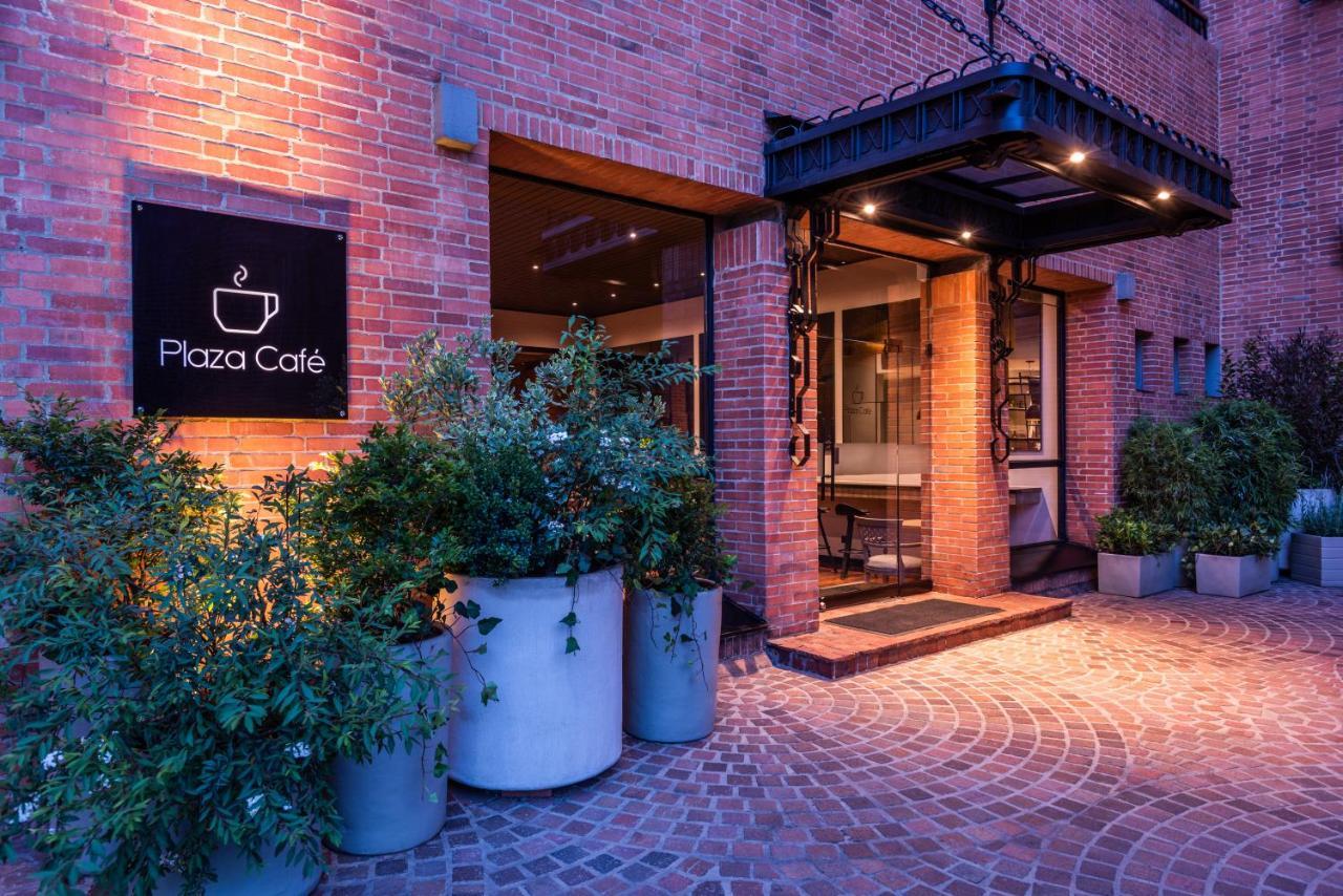 Hotel Estelar La Fontana โบโกตา ภายนอก รูปภาพ Plaza Café