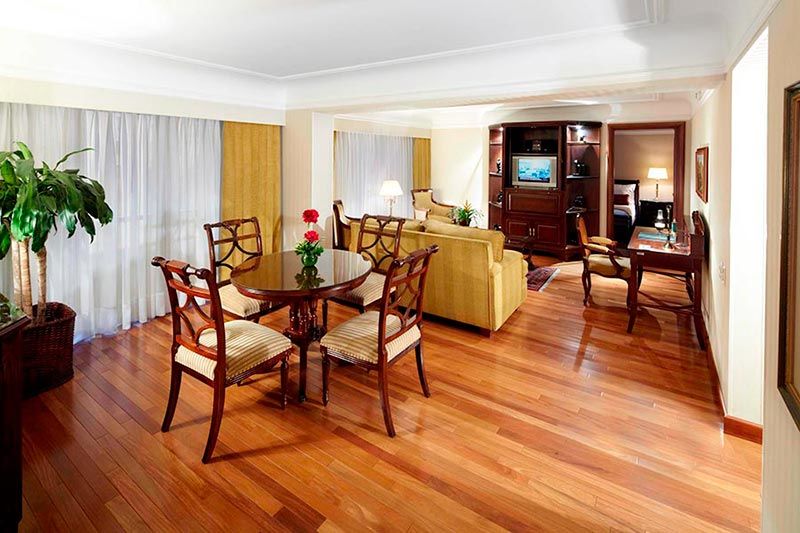 Hotel Estelar La Fontana โบโกตา ภายนอก รูปภาพ Suite at the InterContinental